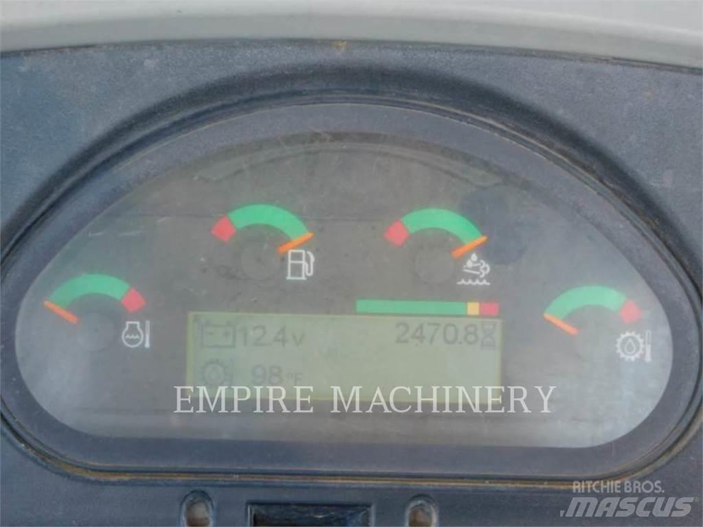 CAT 416F2 4EO Tractopelle