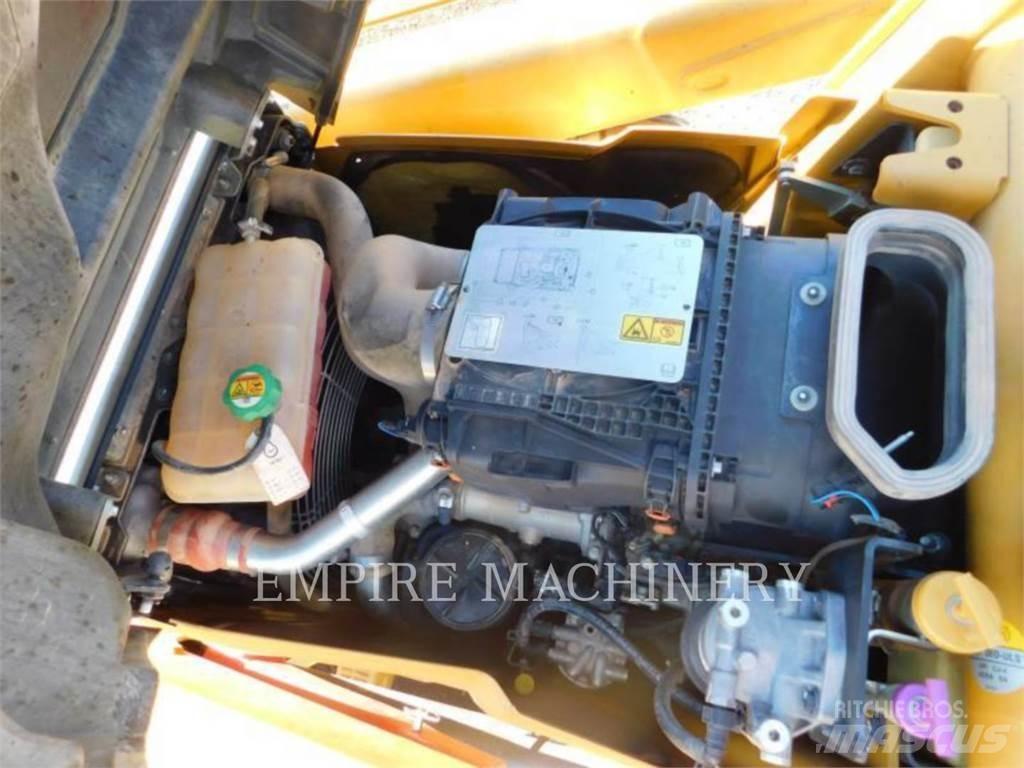 CAT 416F2 4EOP Tractopelle