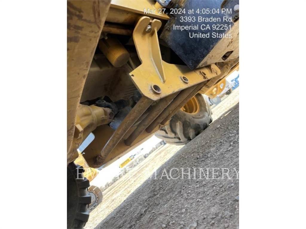 CAT 416F2 4EOP Tractopelle