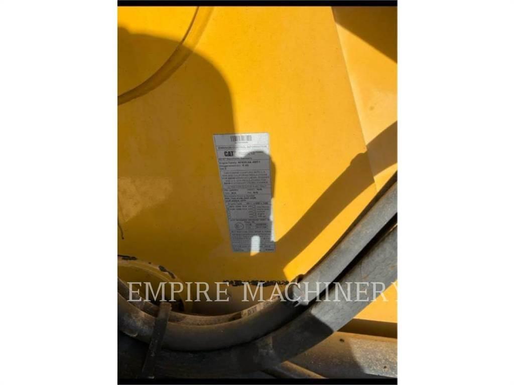 CAT 416F2 4EOP Tractopelle