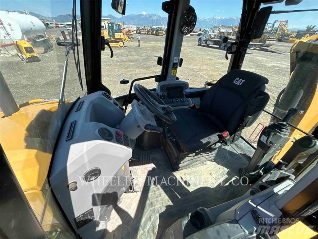 CAT 420 Tractopelle