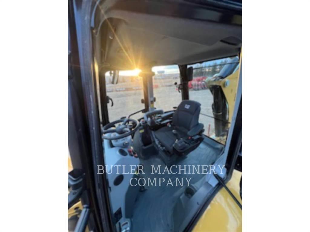 CAT 420 Tractopelle