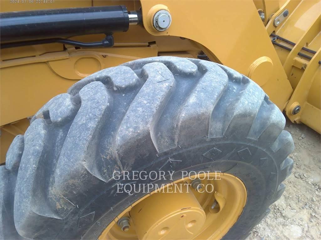 CAT 420-07 Tractopelle