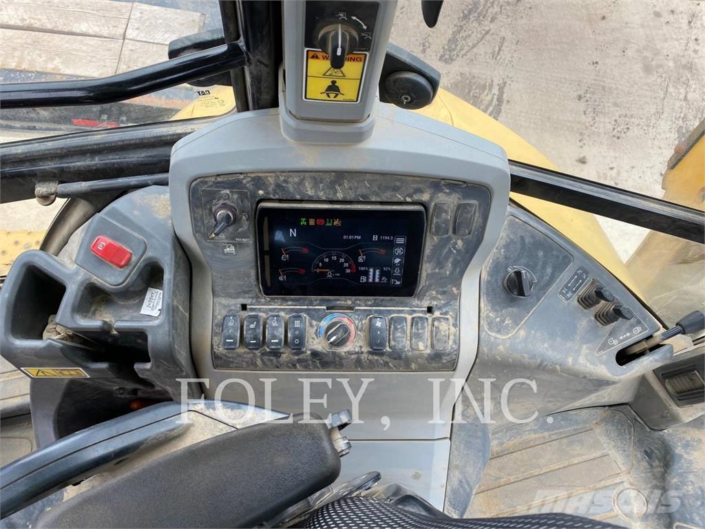 CAT 420-07XE Tractopelle