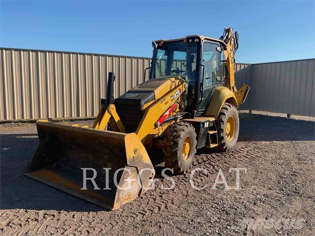 CAT 420 4AEM Tractopelle