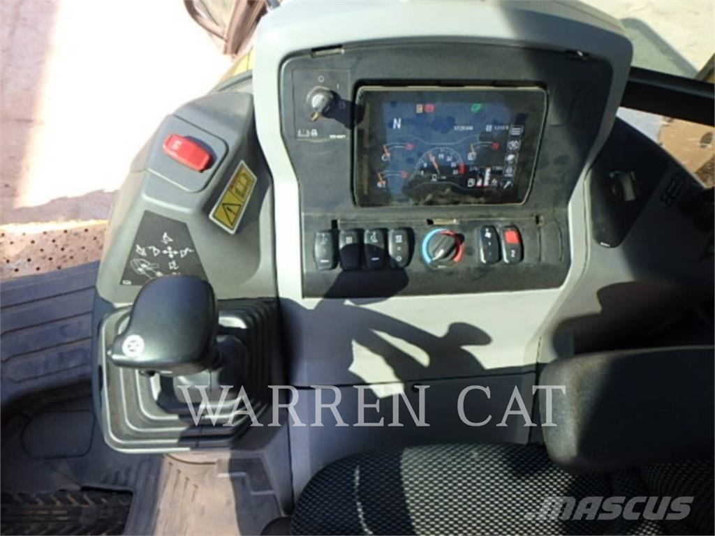 CAT 420 AE4 Tractopelle