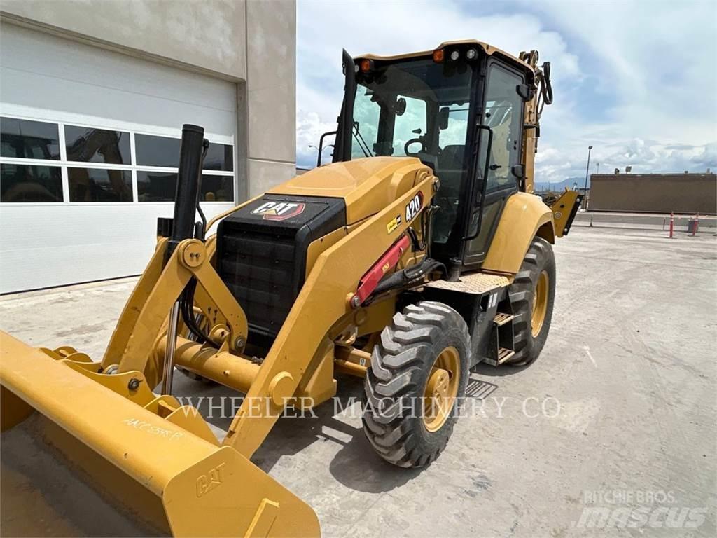 CAT 420 CF Tractopelle