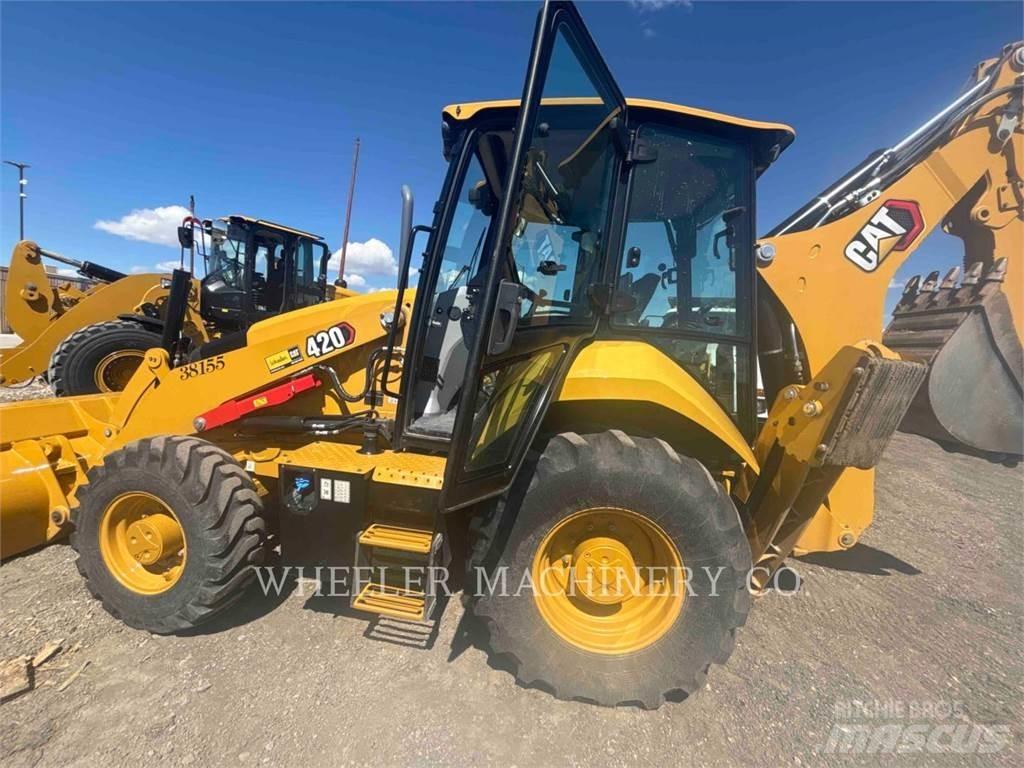 CAT 420 CF Tractopelle