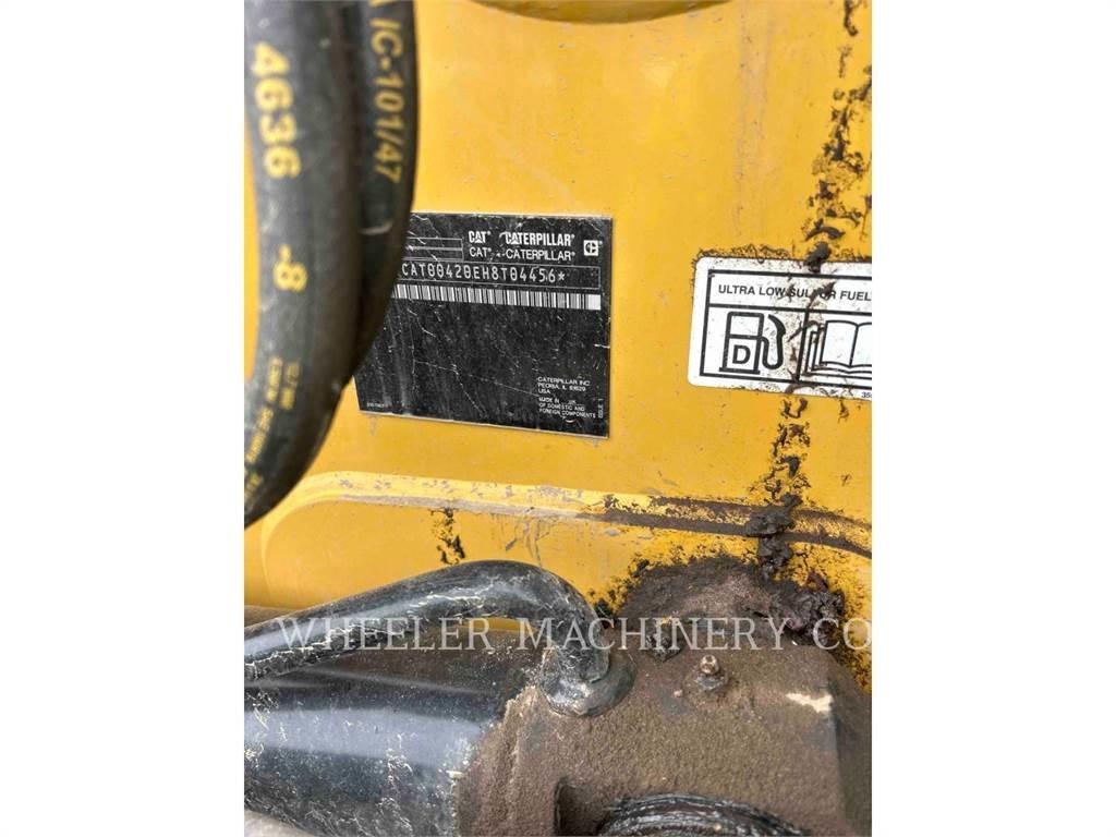 CAT 420 CF Tractopelle