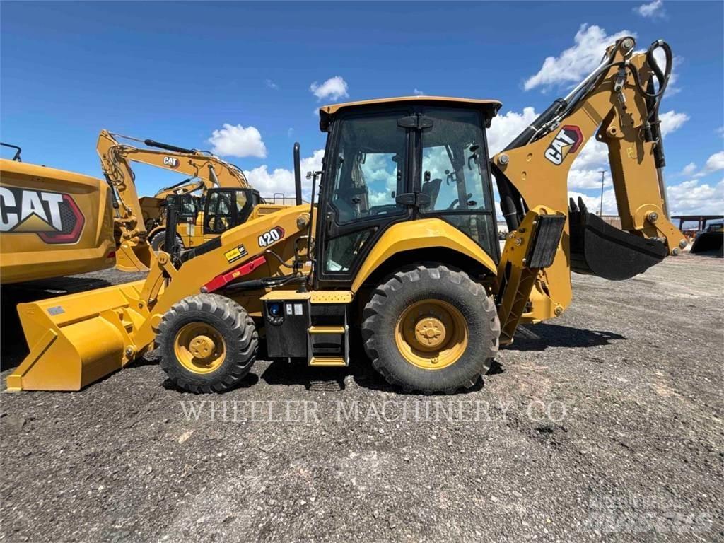 CAT 420 CF Tractopelle