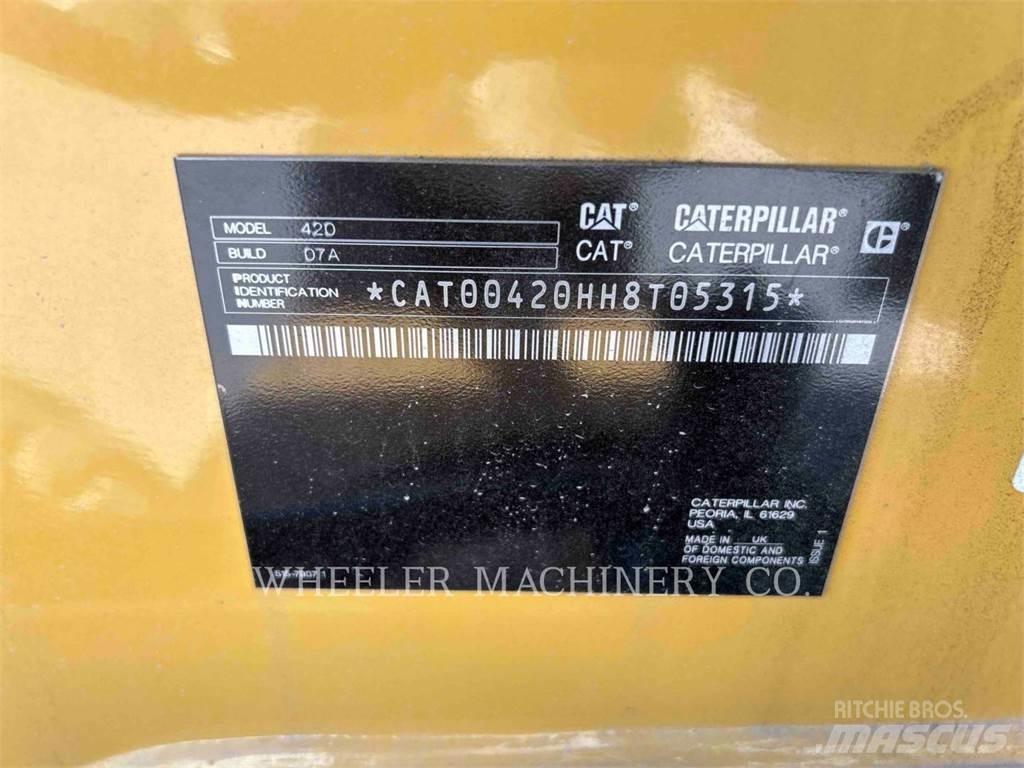 CAT 420 CF Tractopelle