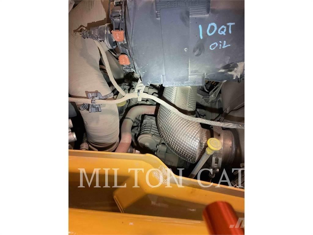 CAT 420 XE Tractopelle