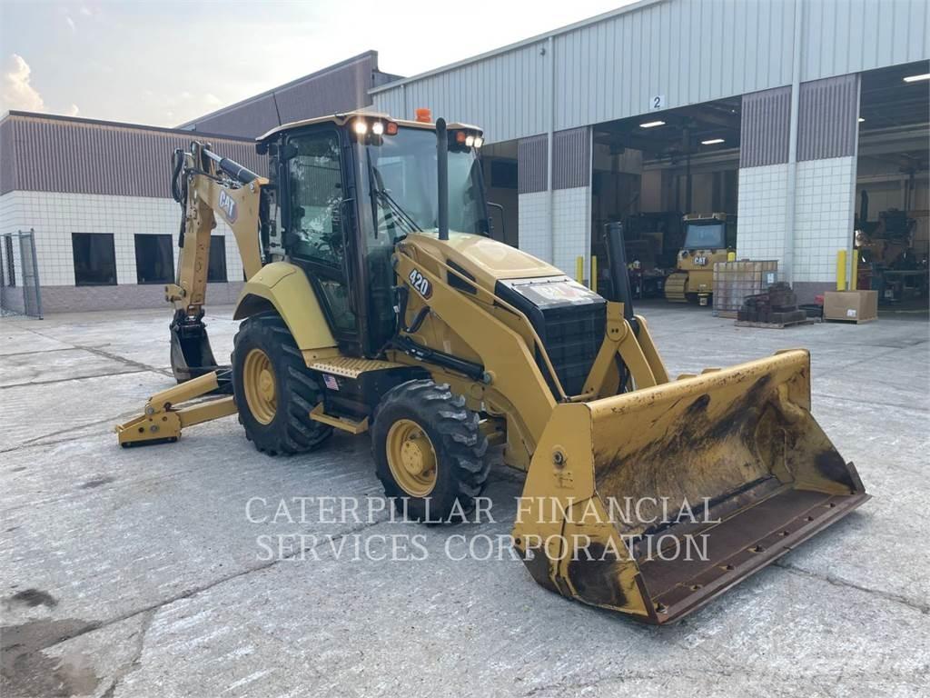 CAT 42007 Tractopelle