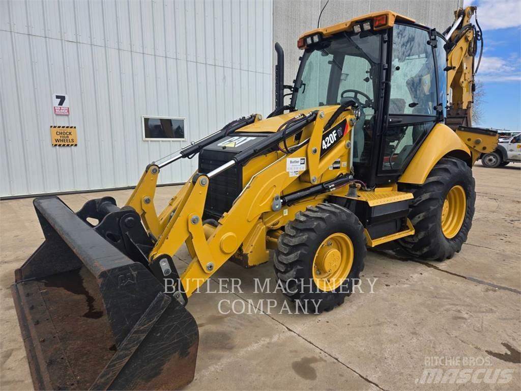 CAT 420F Tractopelle