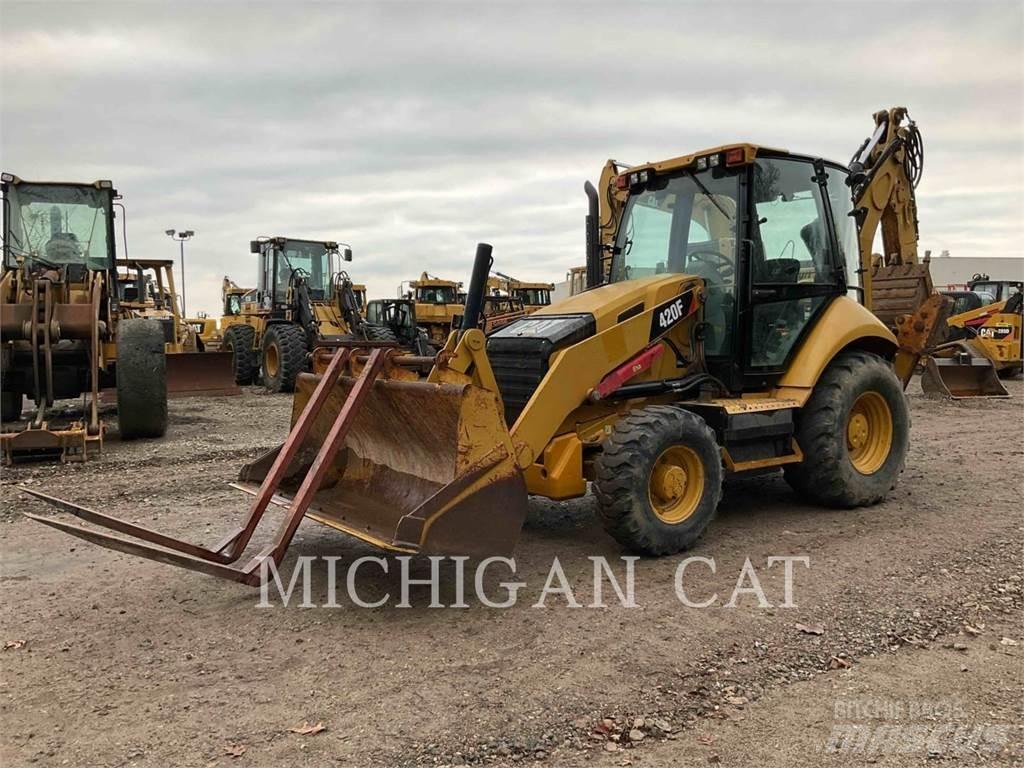 CAT 420F A Tractopelle