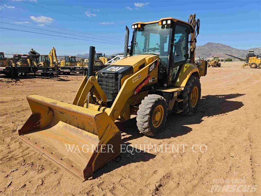 CAT 420F2 Tractopelle