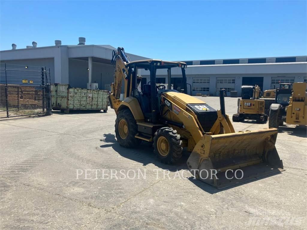 CAT 420F2 Tractopelle