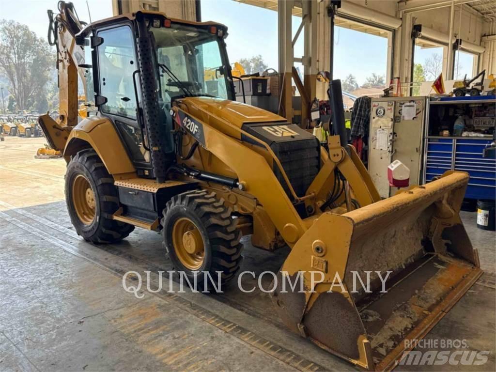CAT 420F2 Tractopelle