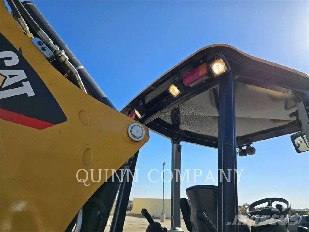 CAT 420F2 Tractopelle