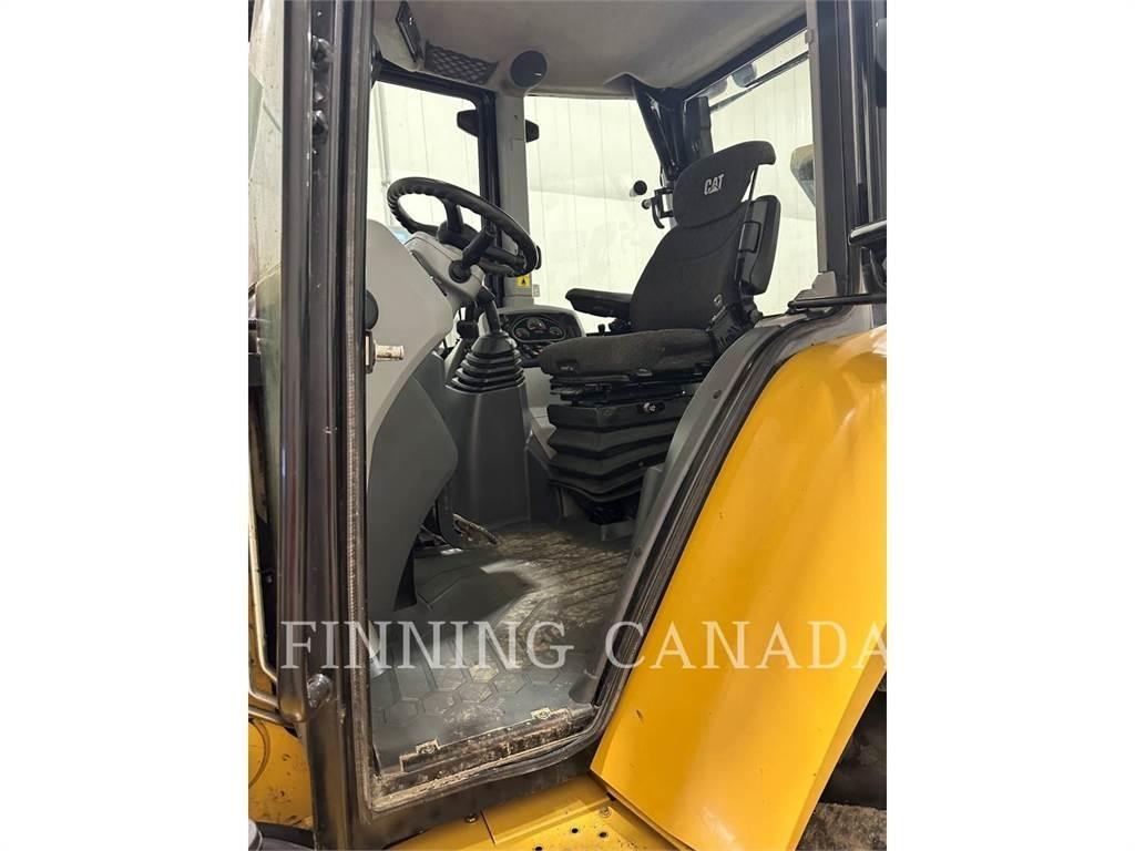 CAT 420F2 Tractopelle