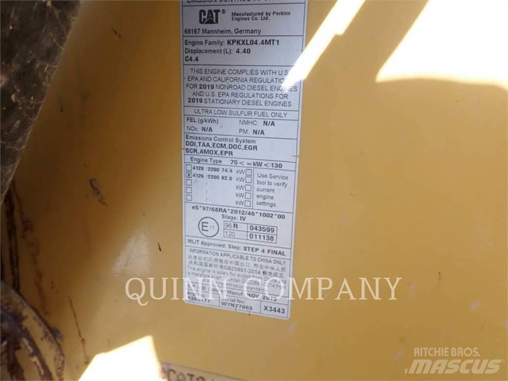 CAT 420F2 Tractopelle