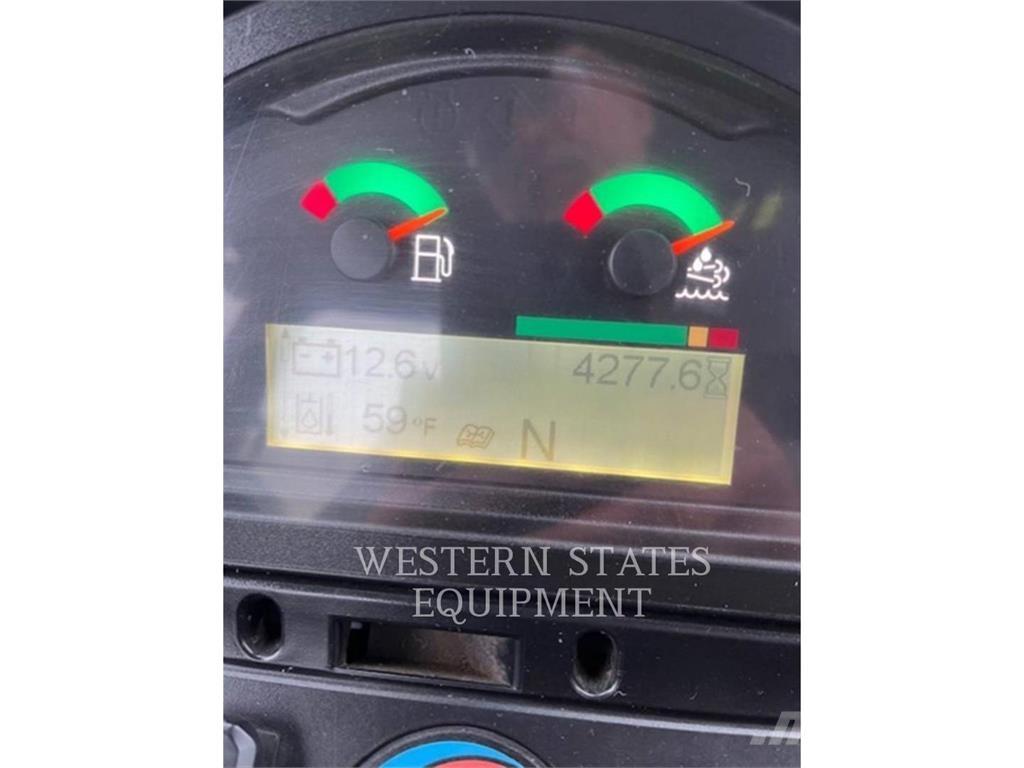 CAT 420F2 Tractopelle