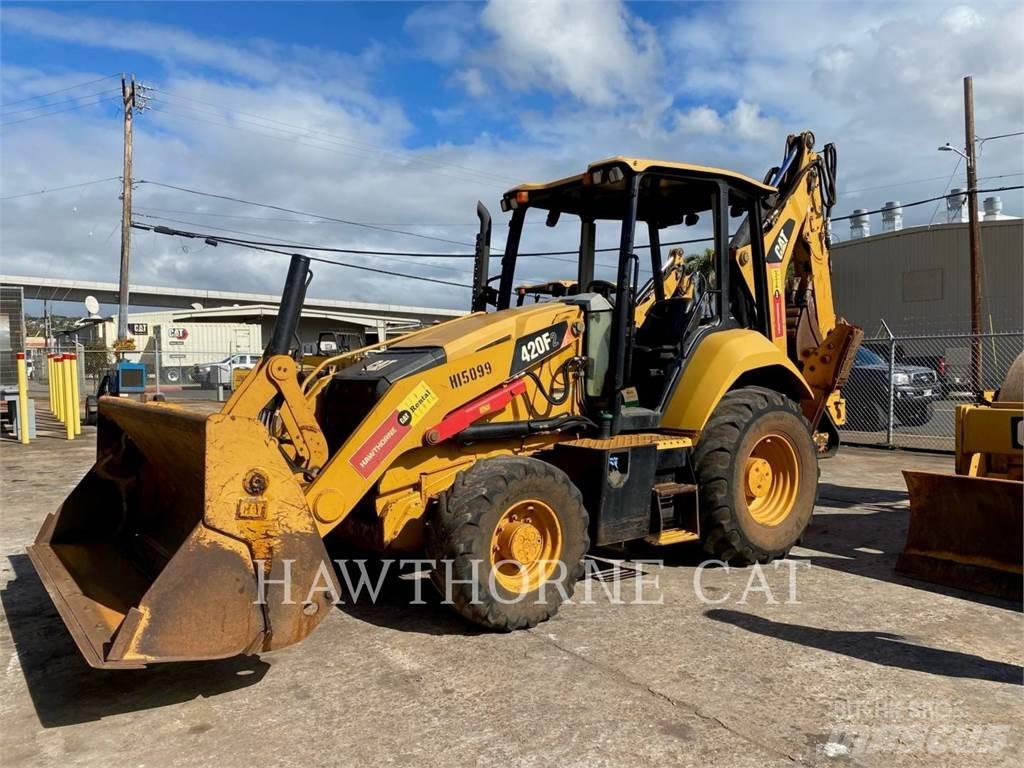 CAT 420F2 Tractopelle