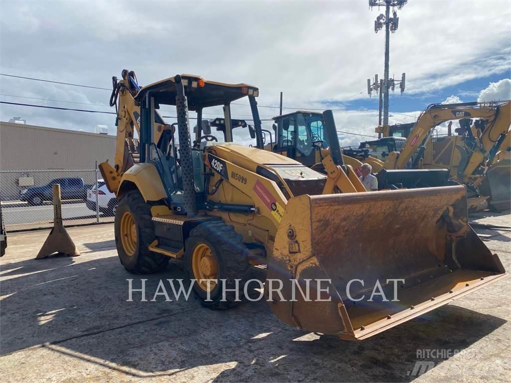 CAT 420F2 Tractopelle