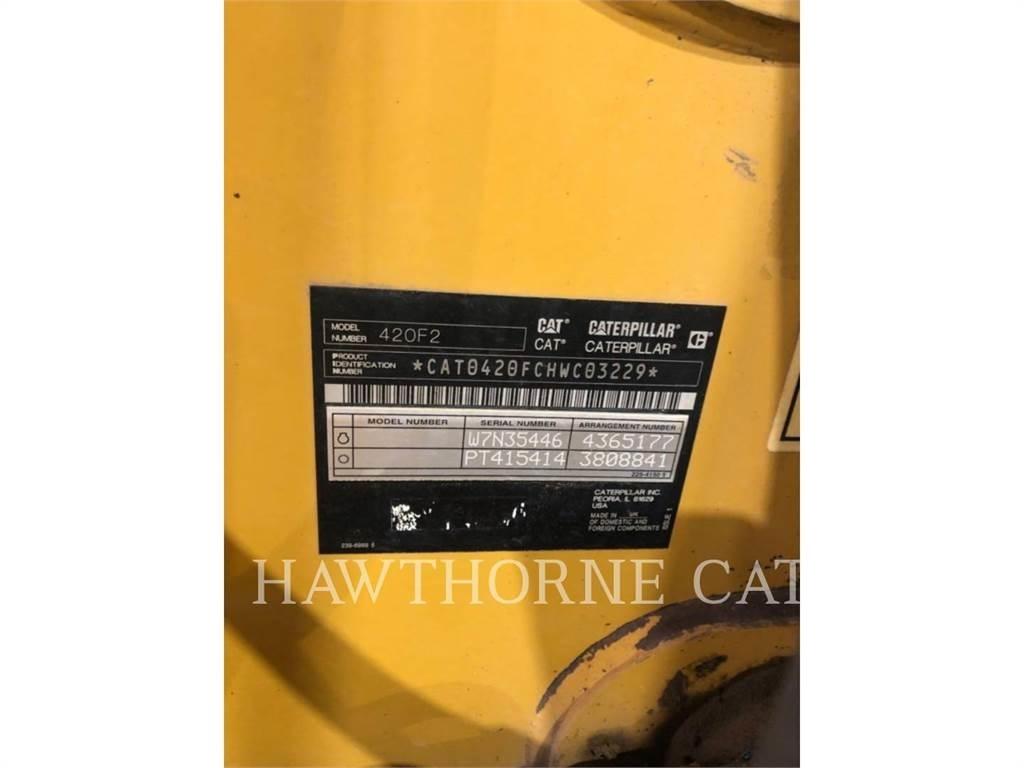 CAT 420F2 Tractopelle