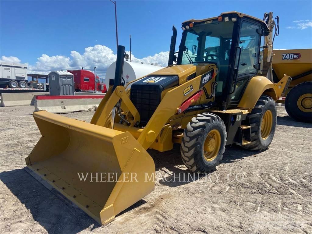 CAT 420F2 Tractopelle