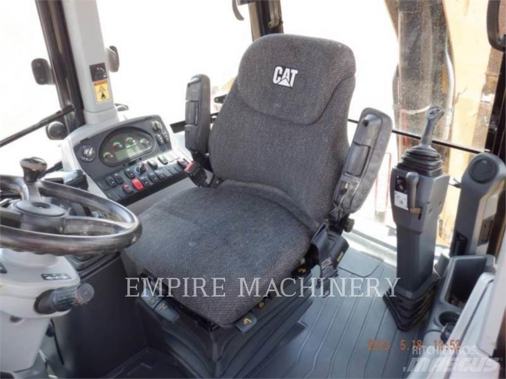 CAT 420F2 4ECP Tractopelle