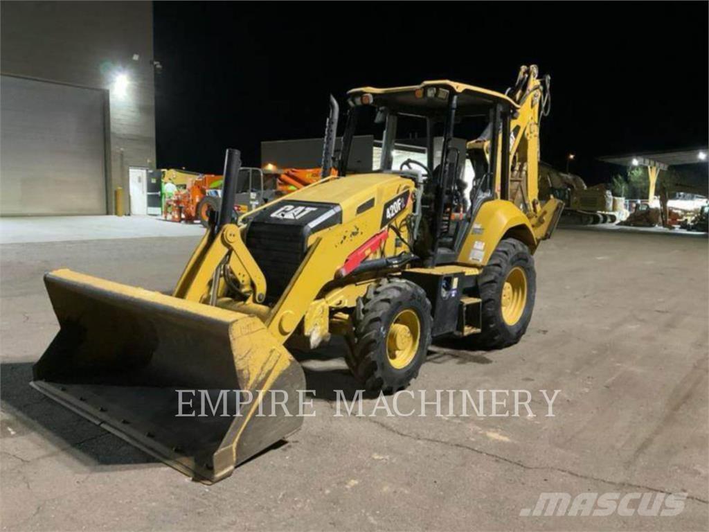 CAT 420F2 4EO Tractopelle