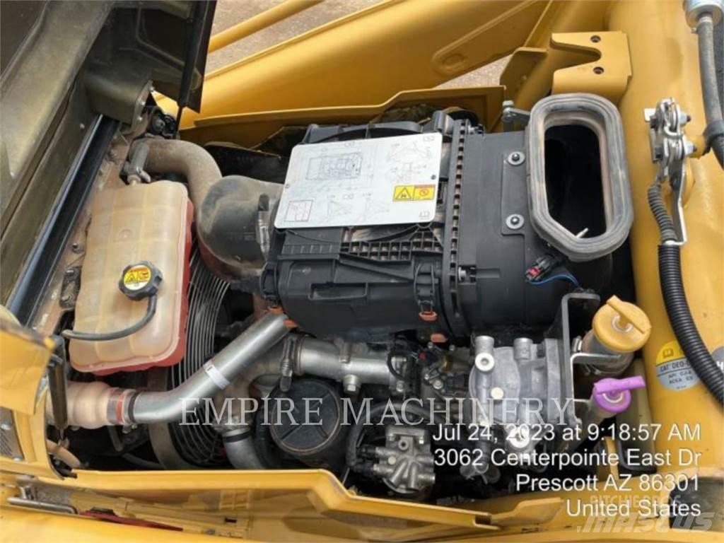 CAT 420F2 4EOP Tractopelle