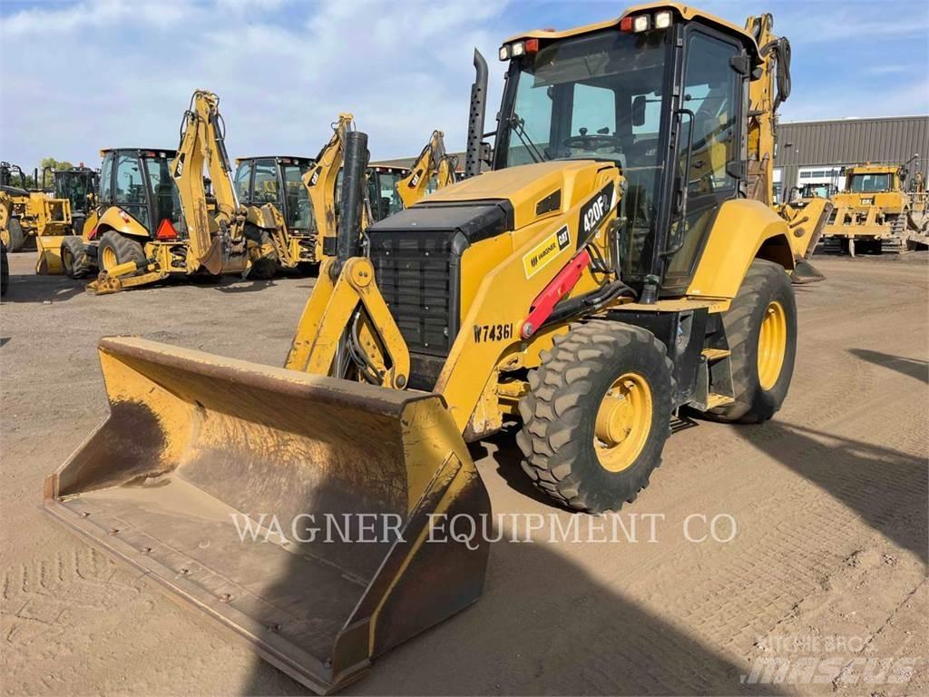 CAT 420F2 4WDE Tractopelle
