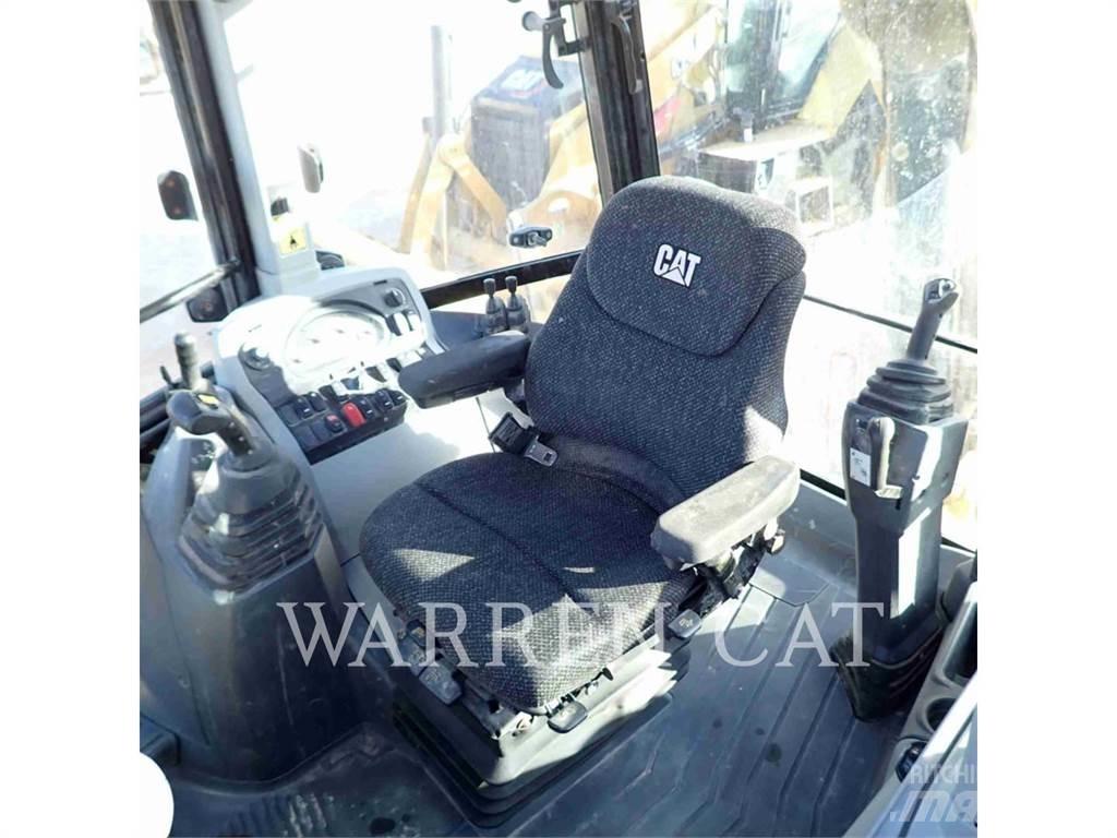 CAT 420F2 AE4T Tractopelle