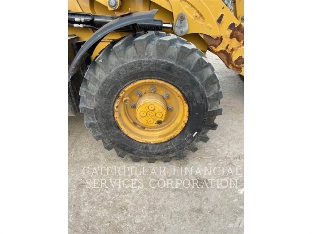 CAT 420F2 IT Tractopelle