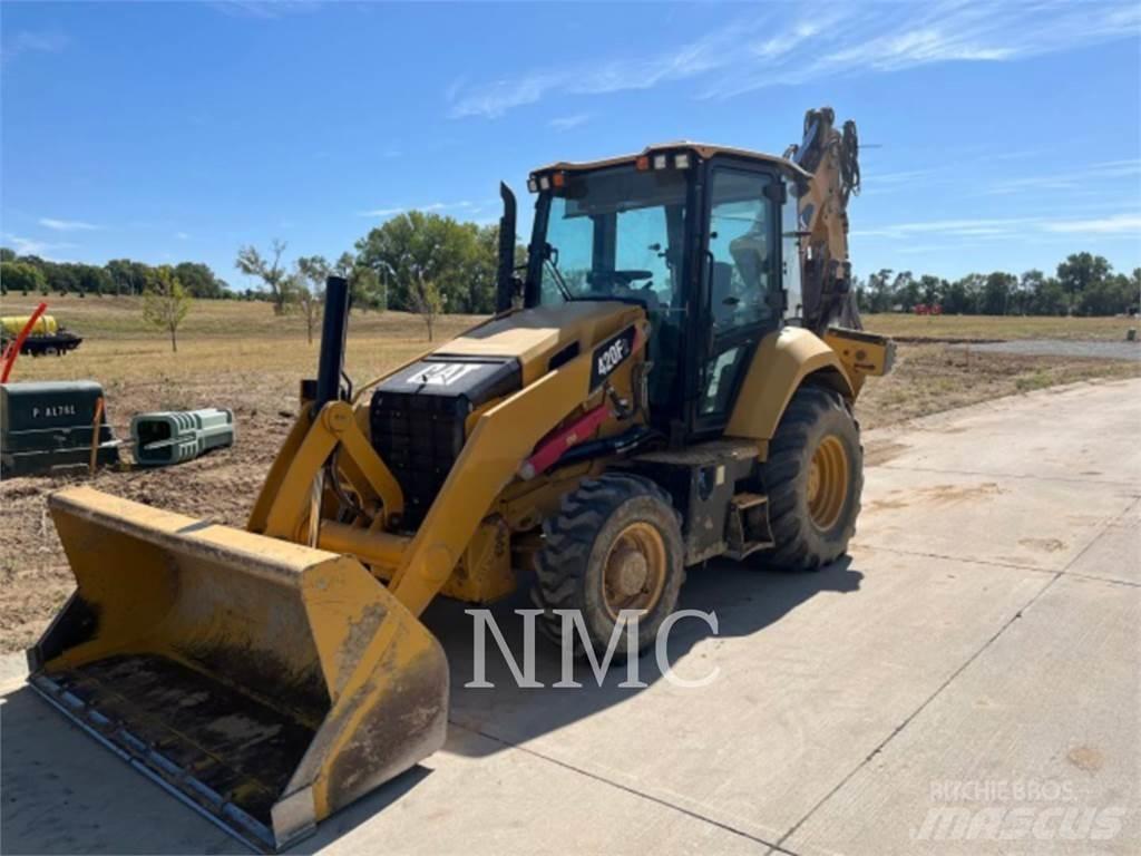 CAT 420F2 ST Tractopelle