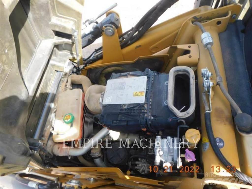 CAT 420F24EOIP Tractopelle