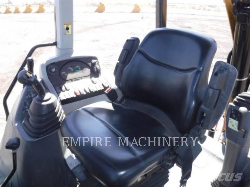 CAT 420F24EOIP Tractopelle