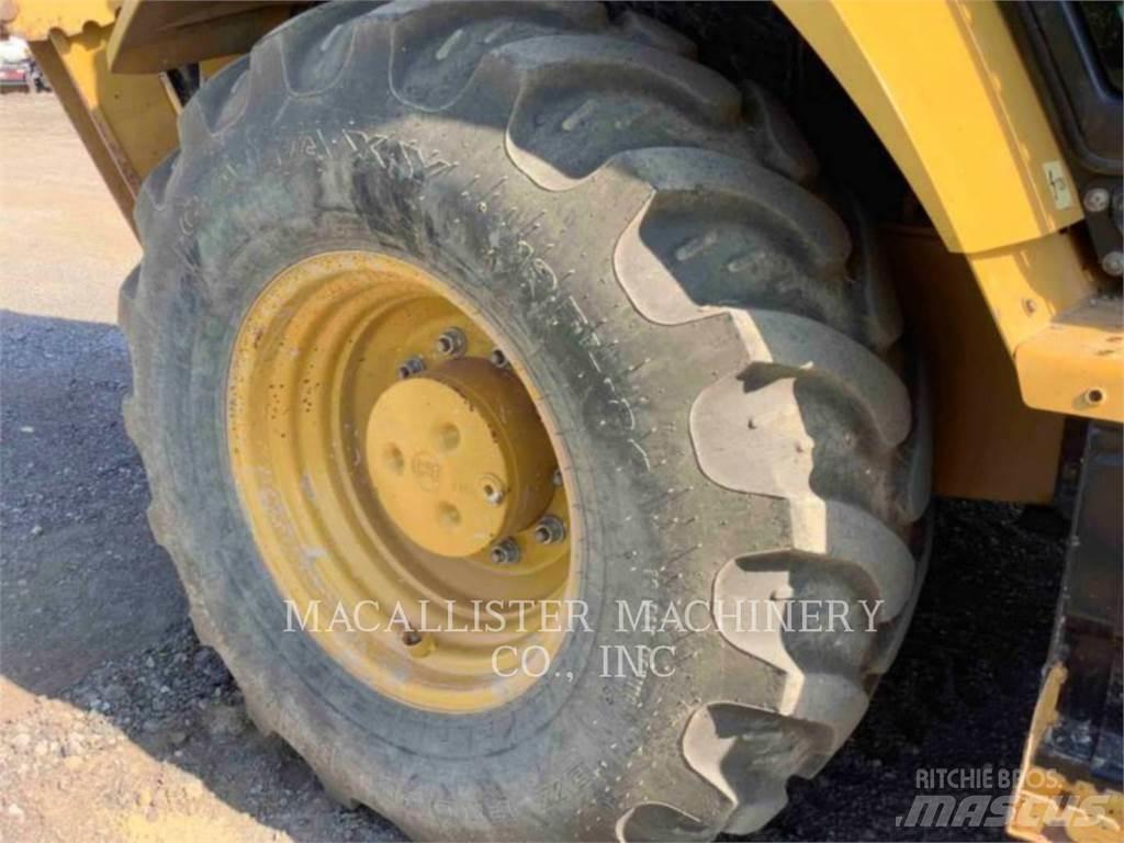 CAT 420F2IT Tractopelle