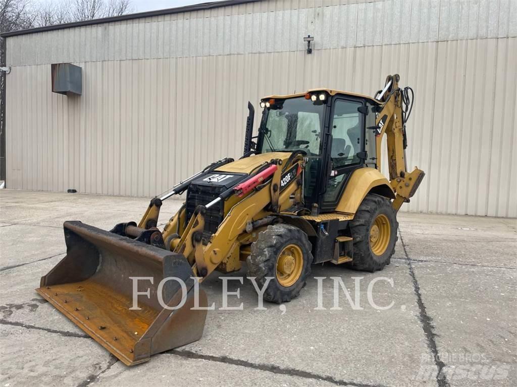 CAT 420F2IT Tractopelle