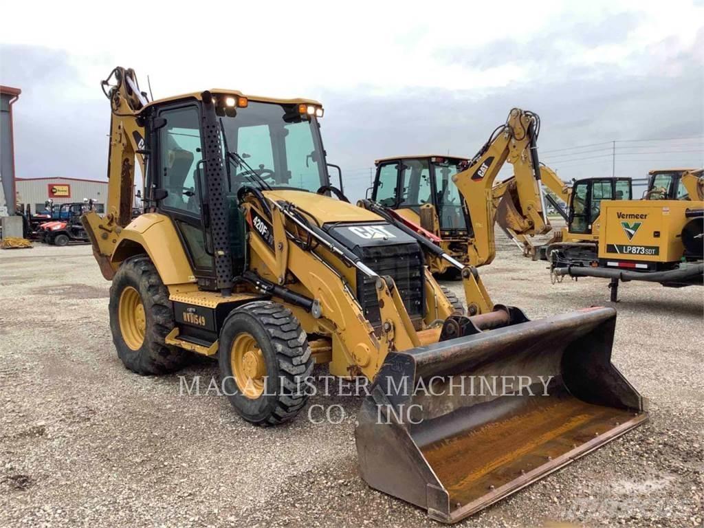 CAT 420F2IT Tractopelle