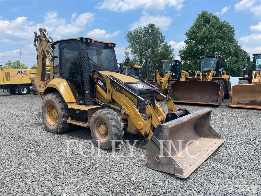 CAT 420F2IT Tractopelle