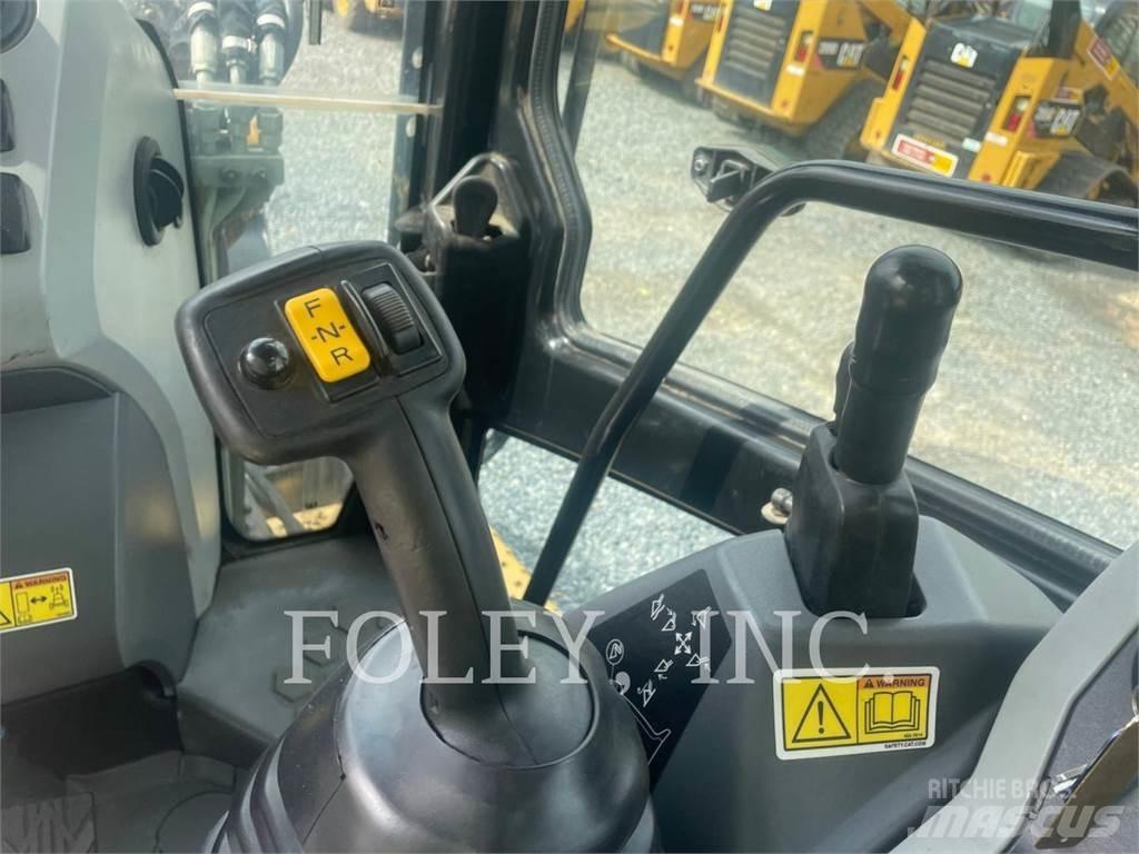 CAT 420F2IT Tractopelle