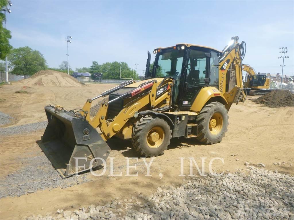 CAT 420F2IT Tractopelle
