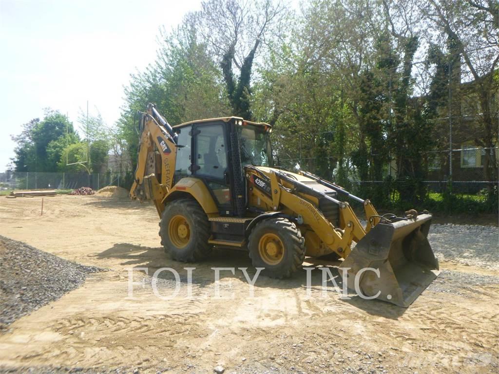 CAT 420F2IT Tractopelle