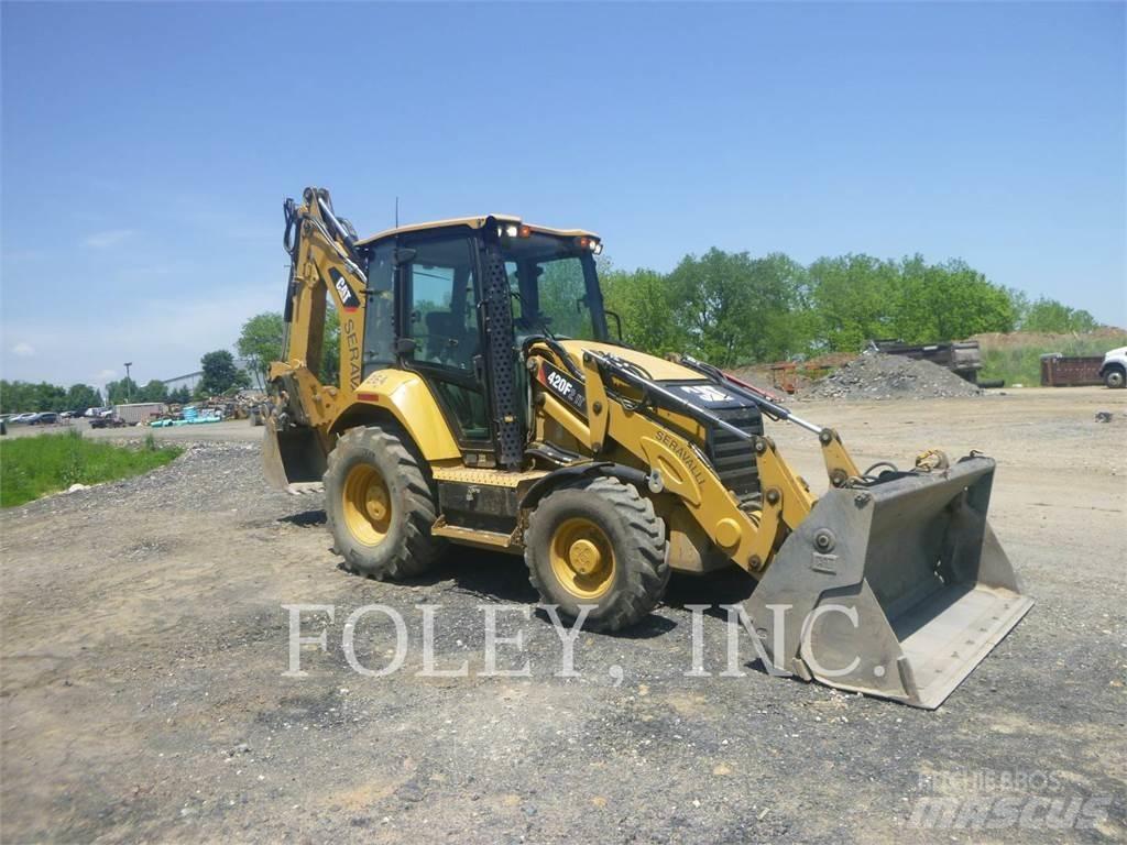 CAT 420F2IT Tractopelle