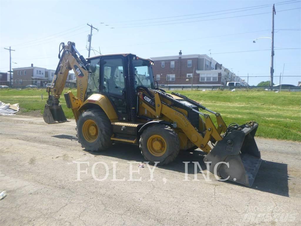 CAT 420F2IT Tractopelle