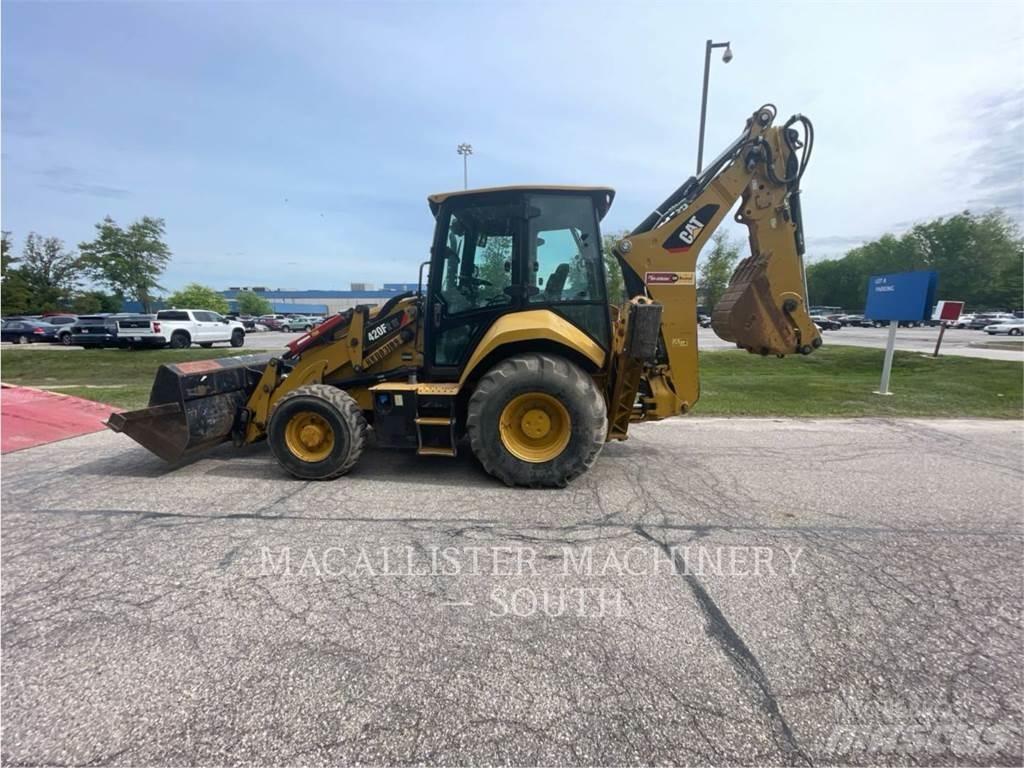 CAT 420F2IT Tractopelle