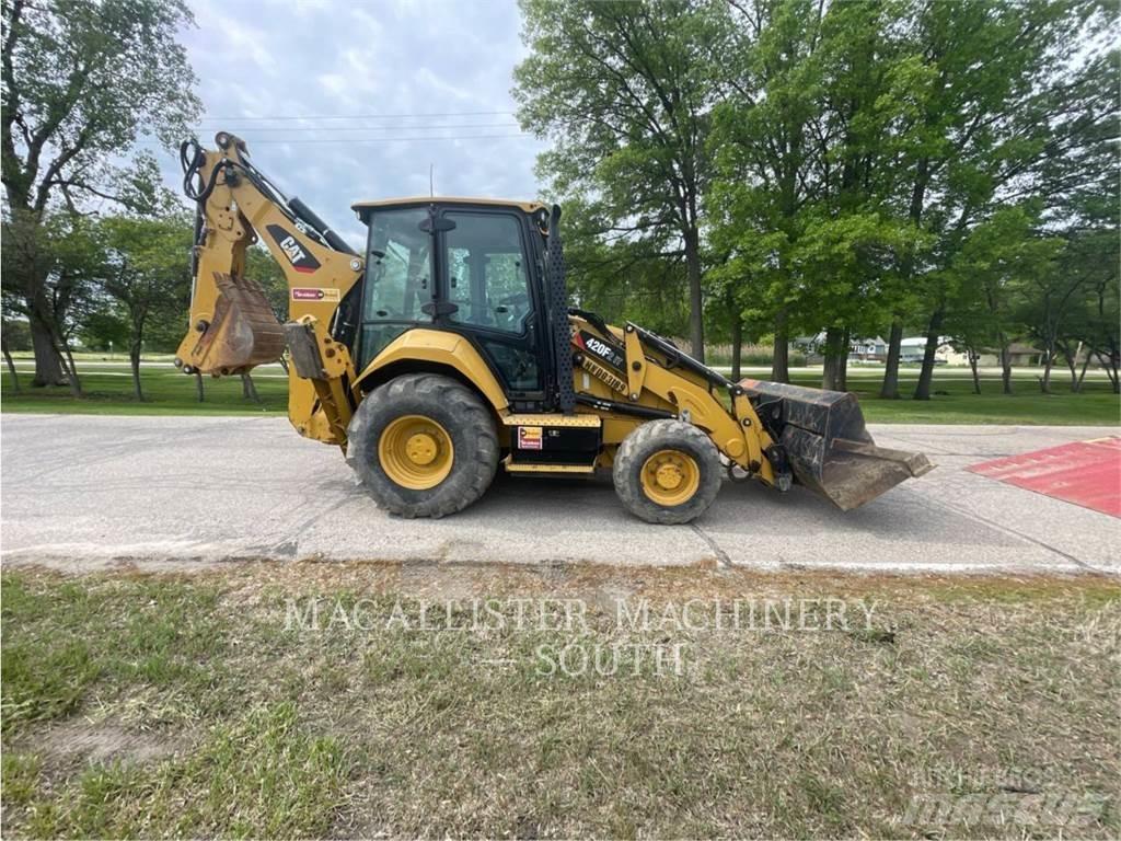 CAT 420F2IT Tractopelle
